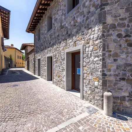Apartament Il Giardino Segreto-1 By Interhome